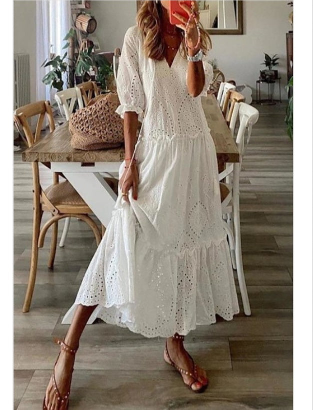 White Eyelet Maxi Dress – Edesias Boutique