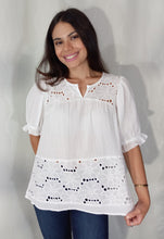 Load image into Gallery viewer, Floral Lace Details Top
