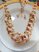 Load image into Gallery viewer, Chain Linked Necklace Set
