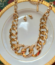 Load image into Gallery viewer, Chain Linked Necklace Set
