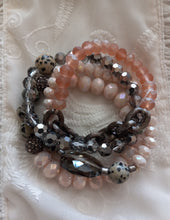 Load image into Gallery viewer, Glass Bead Stretch Bracelet
