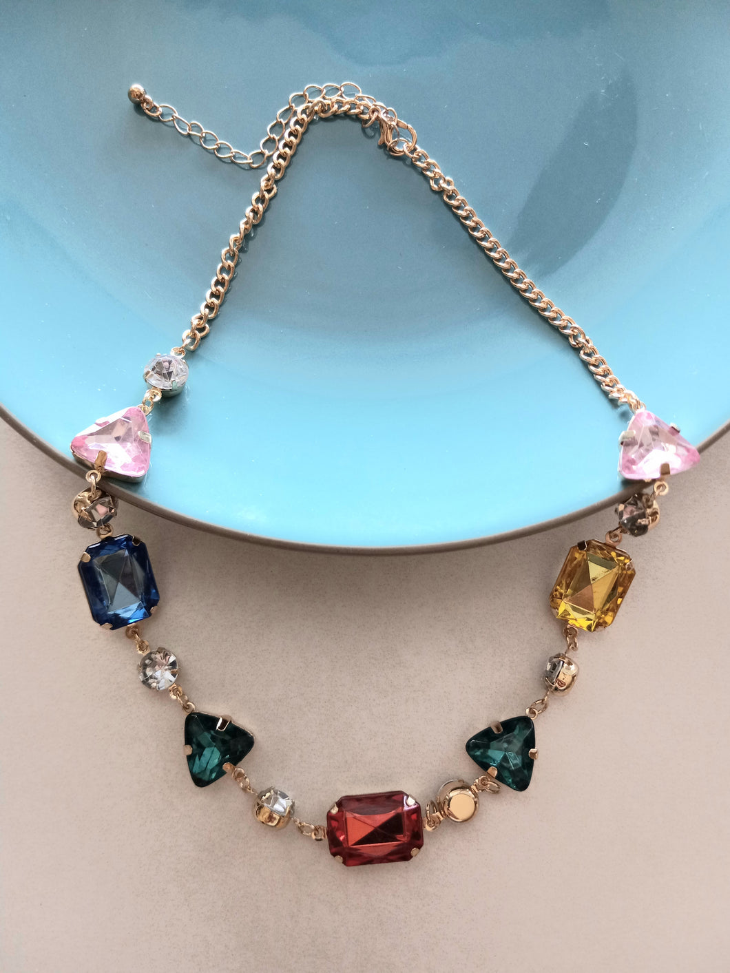 Multicolor Stones Necklace
