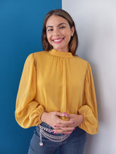 Load image into Gallery viewer, High Neckline Top
