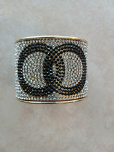 Load image into Gallery viewer, Link Design Bracelet
