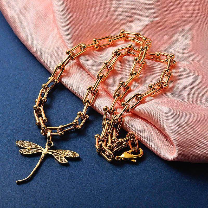 Chain Necklace with Dragonfly