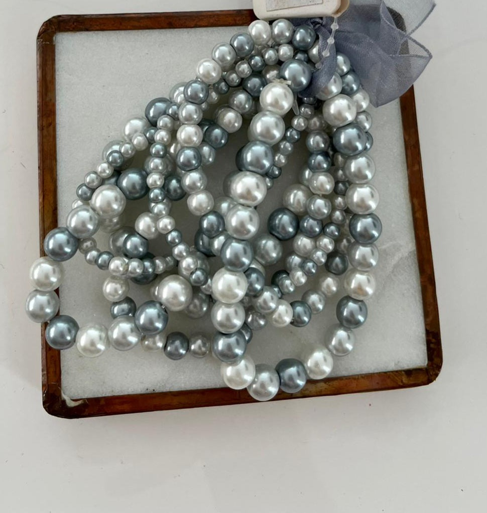 Pearls Stretch Bracelet