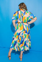 Load image into Gallery viewer, Plus Printed Dress

