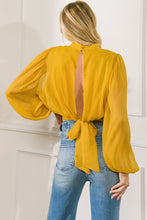 Load image into Gallery viewer, High Neckline Top
