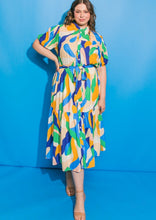 Load image into Gallery viewer, Plus Printed Dress
